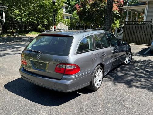 Flint Grey Metallic 2008 Mercedes-Benz E-Class 4MATIC