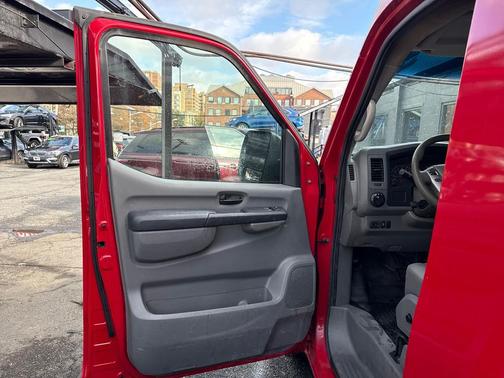 2012 Nissan NV Cargo 2500 SV