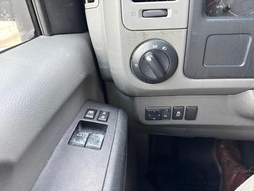 2012 Nissan NV Cargo 2500 SV