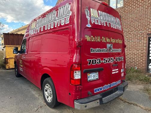 2012 Nissan NV Cargo 2500 SV