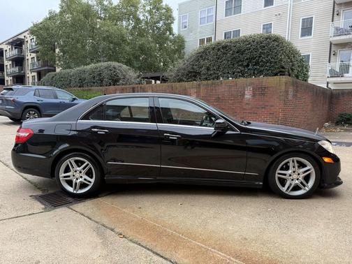 2013 Mercedes-Benz E-Class 4MATIC