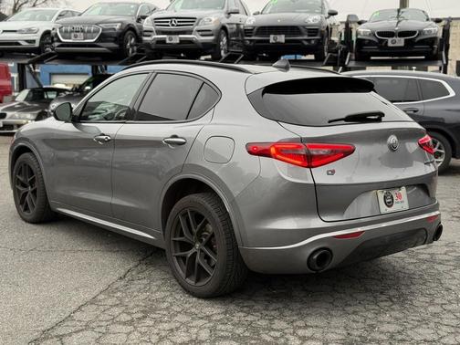 2020 Alfa Romeo Stelvio Ti Sport