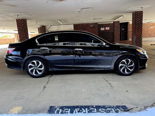 2017 Honda Accord EX-L