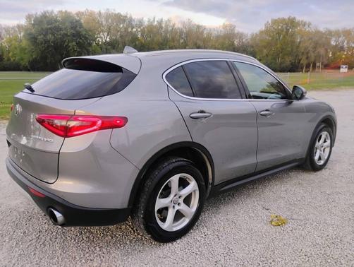 2018 Alfa Romeo Stelvio Base