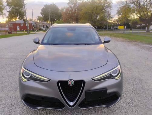 2018 Alfa Romeo Stelvio Base