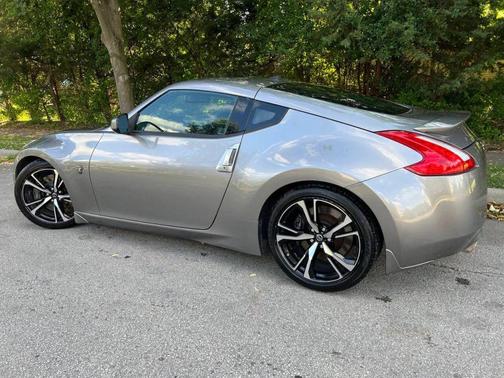 2009 Nissan 370Z Touring