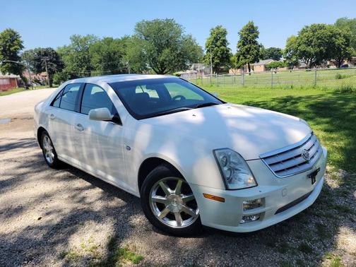 White Diamond 2005 Cadillac STS V6