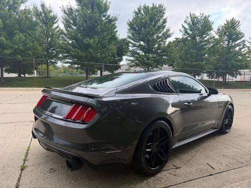 Magnetic Metallic 2017 Ford Mustang GT Premium