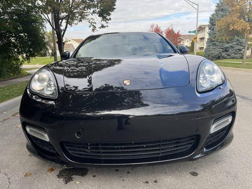 2011 Porsche Panamera Turbo