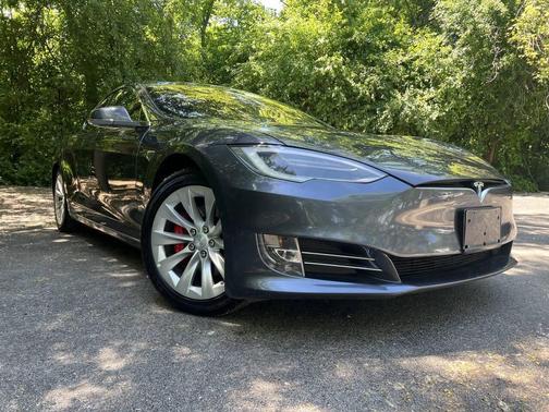 Gray 2019 Tesla Model S Performance