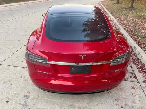 2017 Tesla Model S 75D