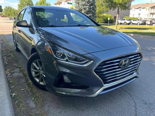 2018 Hyundai SONATA SE