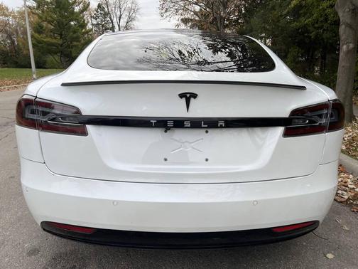 2020 Tesla Model S Performance