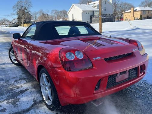 2003 Toyota MR2 Base 2dr Convertible