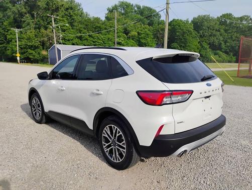 Star White Metallic Tri-Coat 2020 Ford Escape SEL