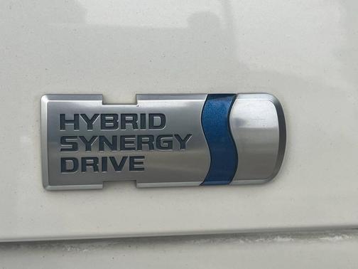 2015 Toyota Prius Persona Series Special Edition