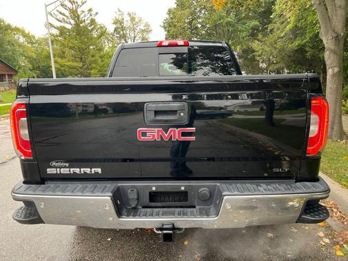 2017 GMC Sierra 1500 SLT