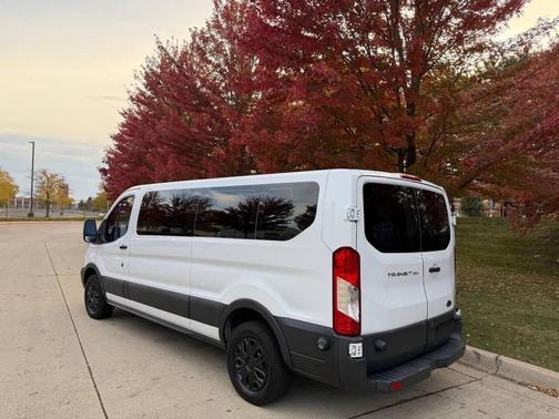 2017 Ford Transit-350 XL