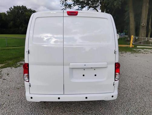 2021 Nissan NV200 SV