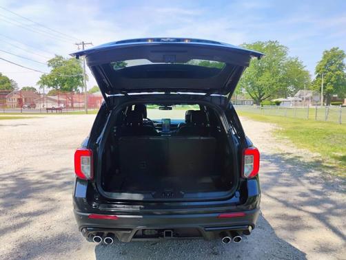 Agate Black Metallic 2020 Ford Explorer ST