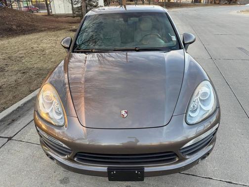 2011 Porsche Cayenne Cayenne