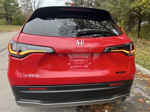 2023 Honda HR-V 2WD Sport