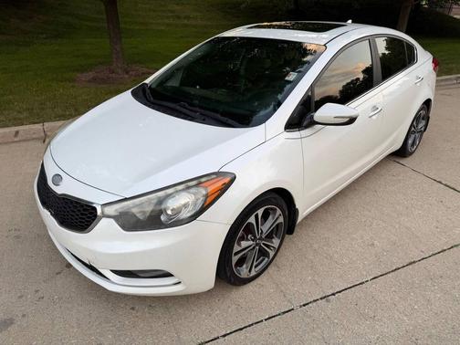 Snow White Pearl 2014 Kia Forte EX