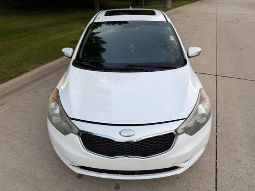 Snow White Pearl 2014 Kia Forte EX