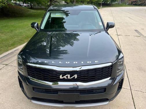 2022 Kia Telluride LX