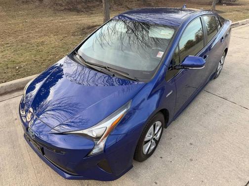 2017 Toyota Prius Three