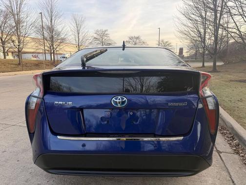 2017 Toyota Prius Three