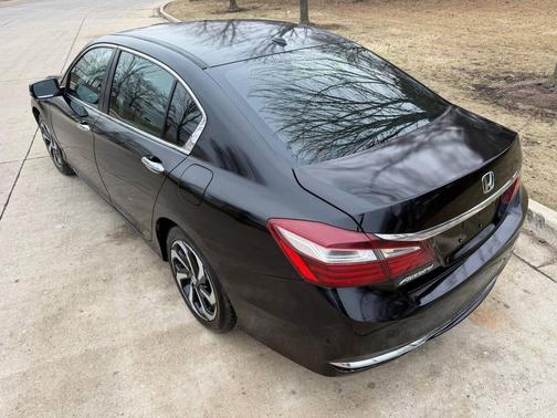 2017 Honda Accord EX w/Honda Sensing