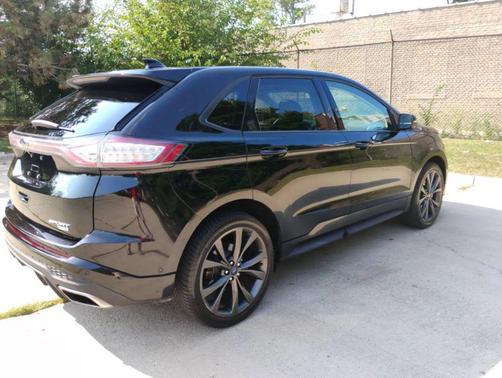 2018 Ford Edge Sport