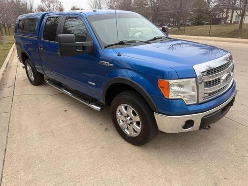 Blue 2014 Ford F-150 XLT