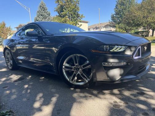 2020 Ford Mustang EcoBoost Premium