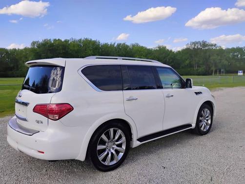 Black Obsidian 2013 INFINITI QX56 Base
