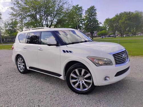 Black Obsidian 2013 INFINITI QX56 Base