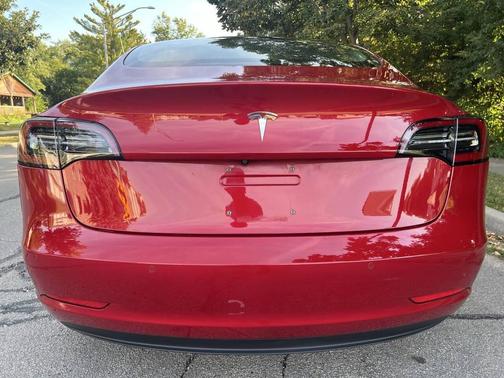 2018 Tesla Model 3 Performance