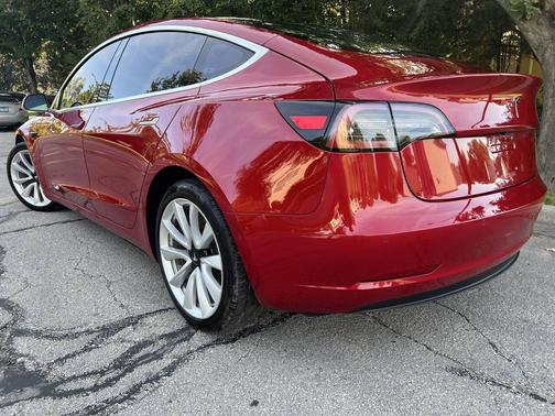 2018 Tesla Model 3 Performance