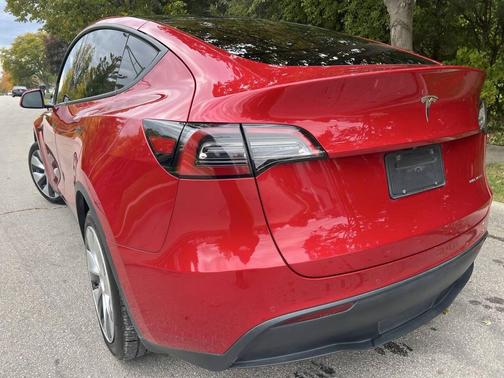 2021 Tesla Model Y Long Range Dual Motor All-Wheel Drive