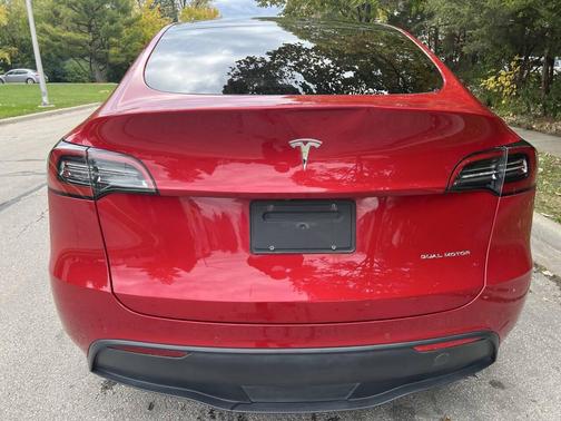 2021 Tesla Model Y Long Range Dual Motor All-Wheel Drive