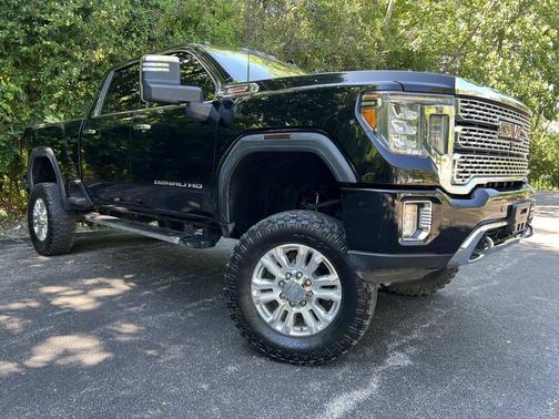 Black 2020 GMC Sierra 2500 Denali