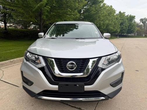Brilliant Silver Metallic 2020 Nissan Rogue S