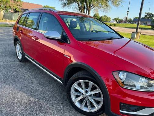 2017 Volkswagen Golf Alltrack TSI S