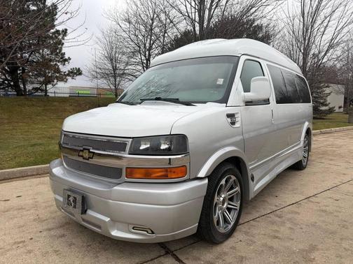 2017 Chevrolet Express 2500 Work Van