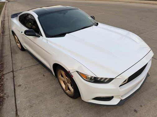 2015 Ford Mustang V6