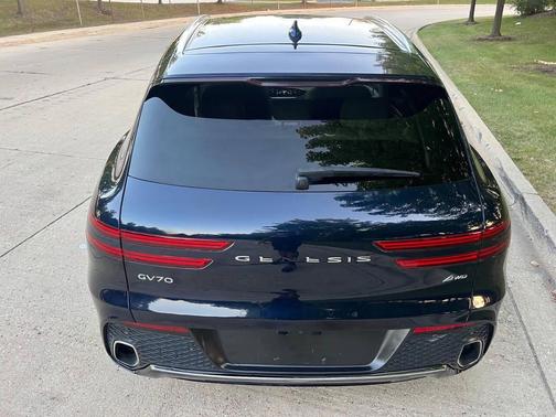 2023 Genesis GV70 2.5T AWD