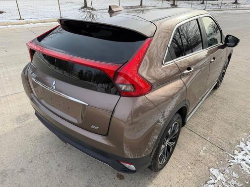 2020 Mitsubishi Eclipse Cross SE