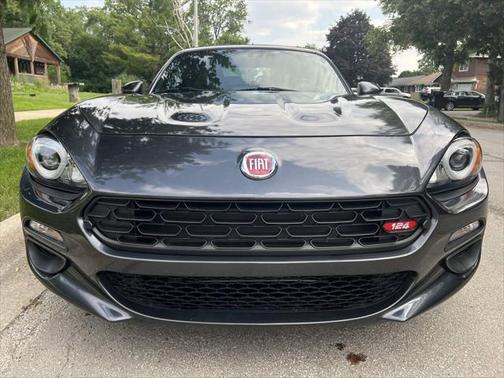2017 FIAT 124 Spider Base
