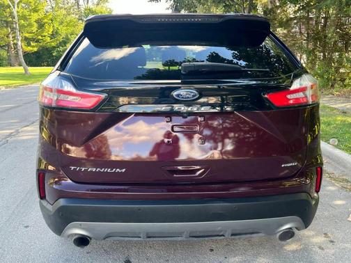 2021 Ford Edge Titanium
